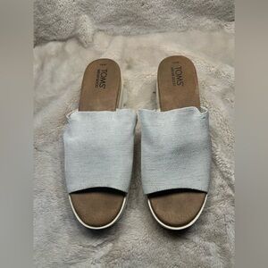 Toms Platform  Sandals Women’s Size 9